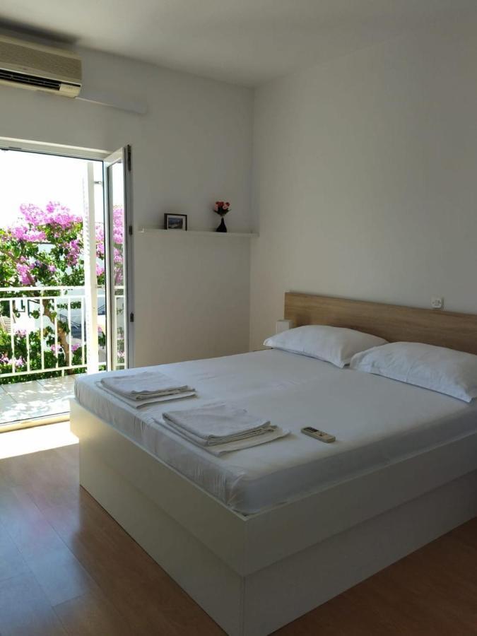 Apartmani มาคาร์สกา ภายนอก รูปภาพ
