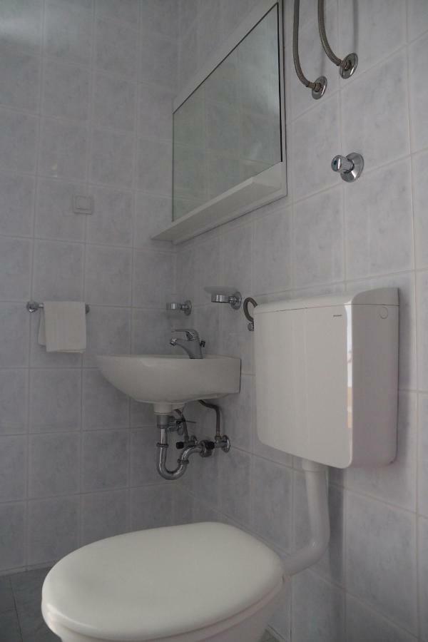 Apartmani มาคาร์สกา ภายนอก รูปภาพ